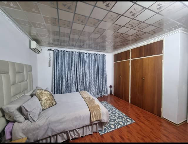 4 BEDROOM HOUSE FOR SALE IN FALCON RIDGE